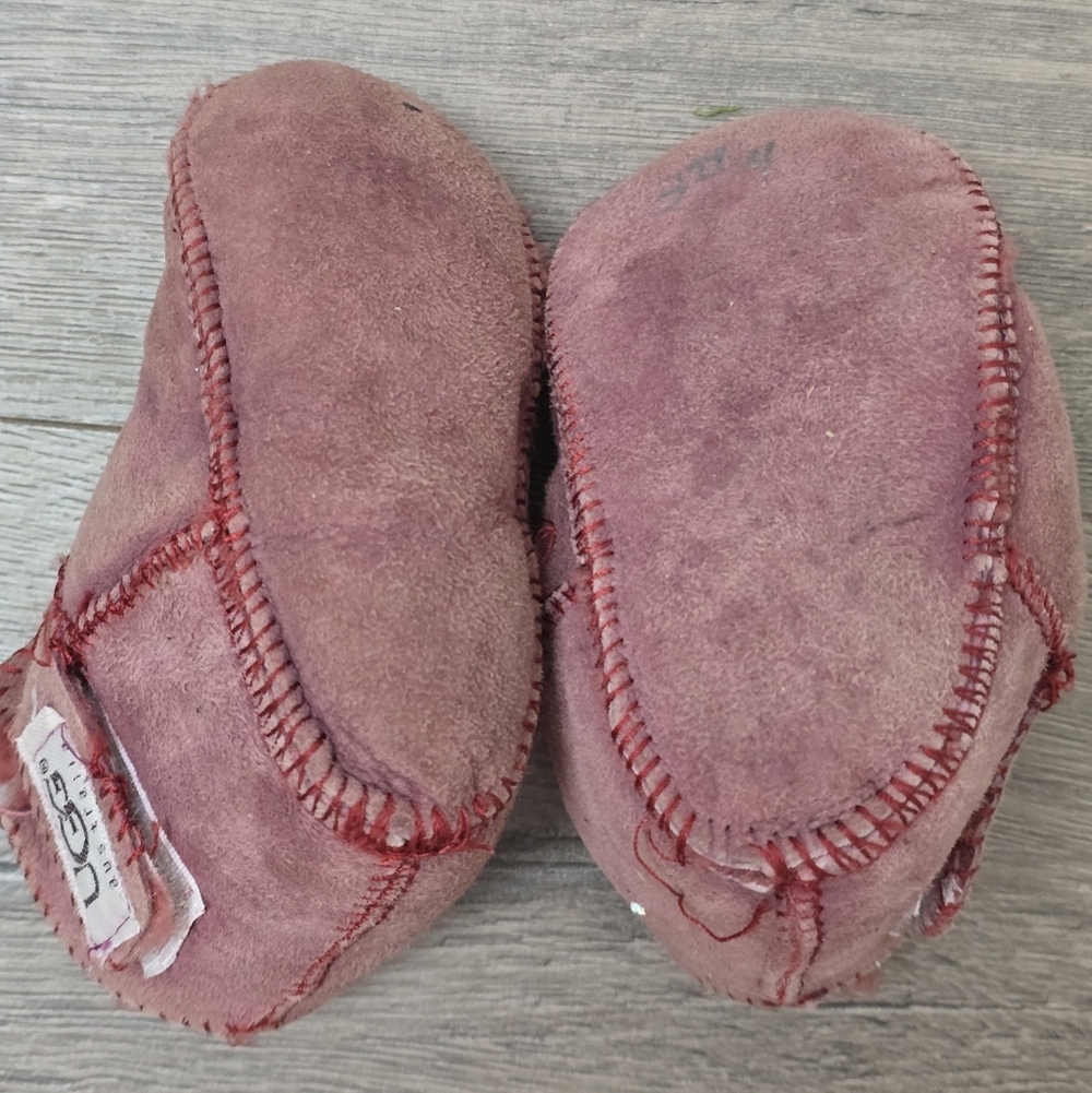 UGG Baby Fuzzy Boots Comfy Reddish Color Soft - Picture 6 of 6
